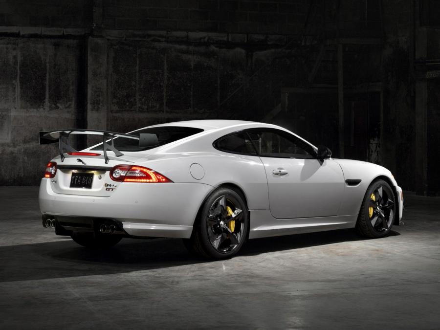  Jaguar XKR-S GT 2013 года  (фото 6 из 26)